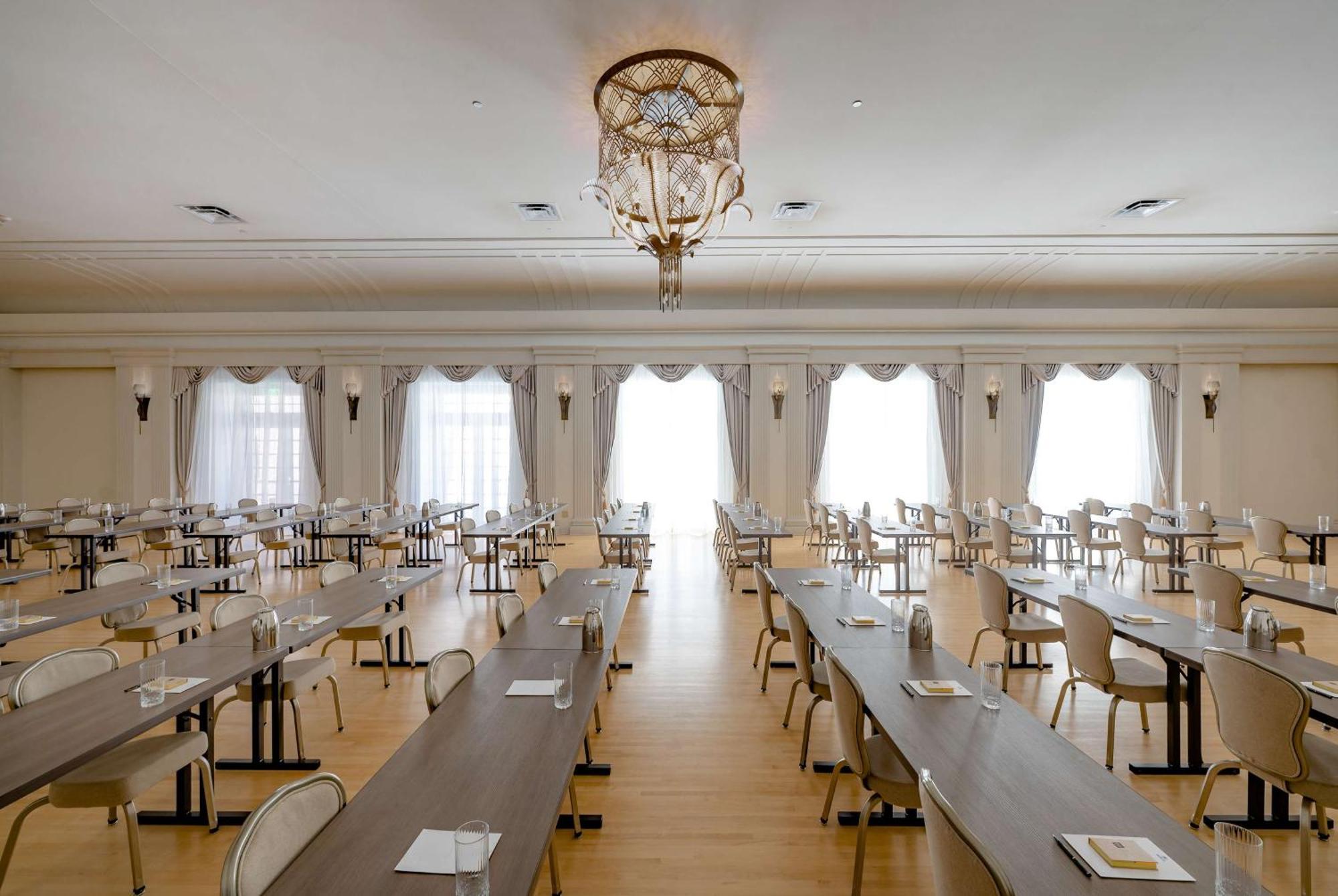 Hotel Fort Des Moines, Curio Collection By Hilton Exterior foto